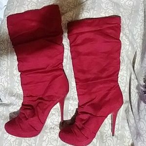 High heel boots